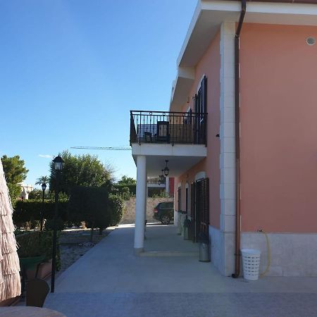 Bed And Breakfast Villa Fatima Trani Dış mekan fotoğraf