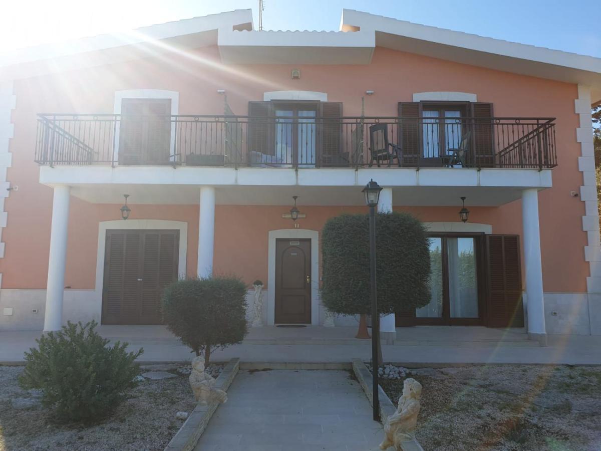 Bed And Breakfast Villa Fatima Trani Dış mekan fotoğraf