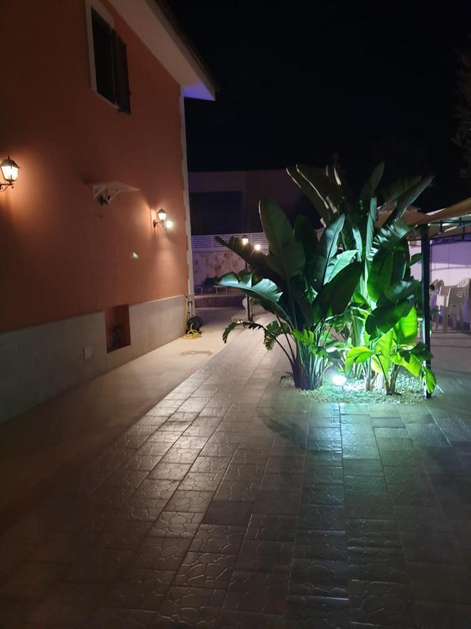 Bed And Breakfast Villa Fatima Trani Dış mekan fotoğraf