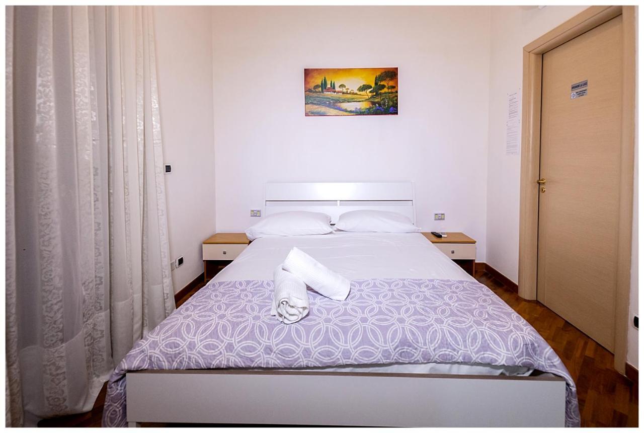Bed And Breakfast Villa Fatima Trani Dış mekan fotoğraf